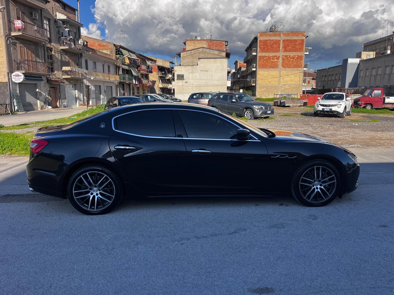 Maserati Ghibli 3.0 D 275cv Granlusso