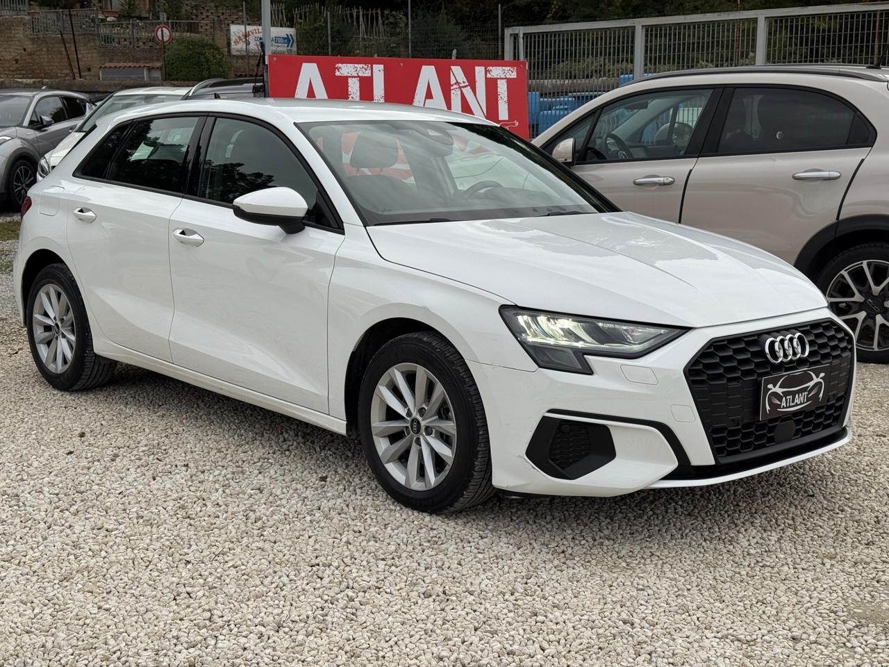 Audi A3 SPB 30 g-tron S tronic line edition