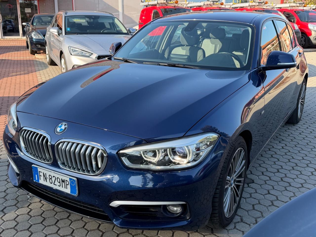 Bmw 120 120d 5p. Urban