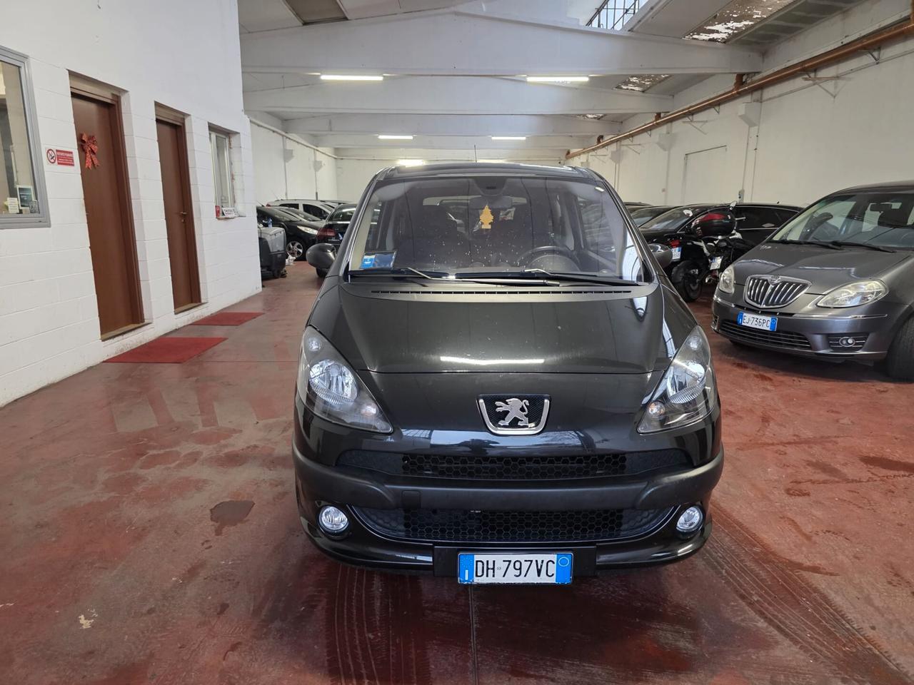 Peugeot 1007 1.6 Sporty 2Tronic allestimento e ausili di guida per disabili 94.800 KM