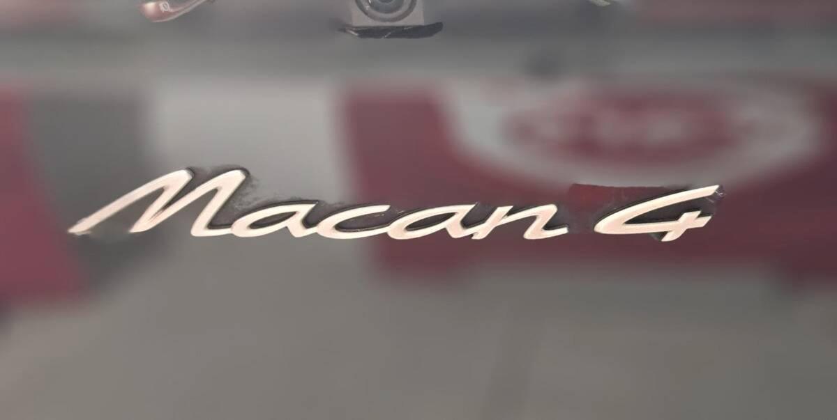 Porsche Macan 4