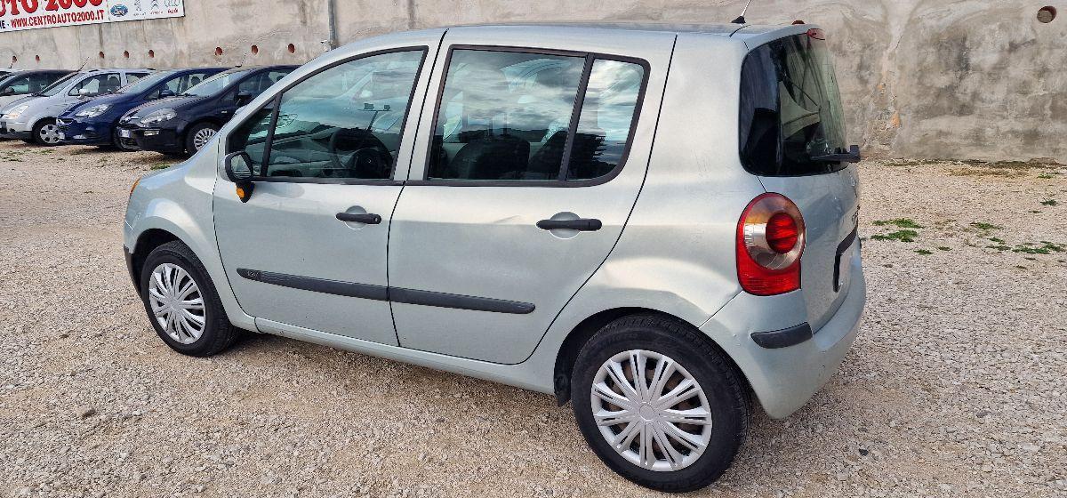RENAULT Modus 1.2 16V Dynamique
