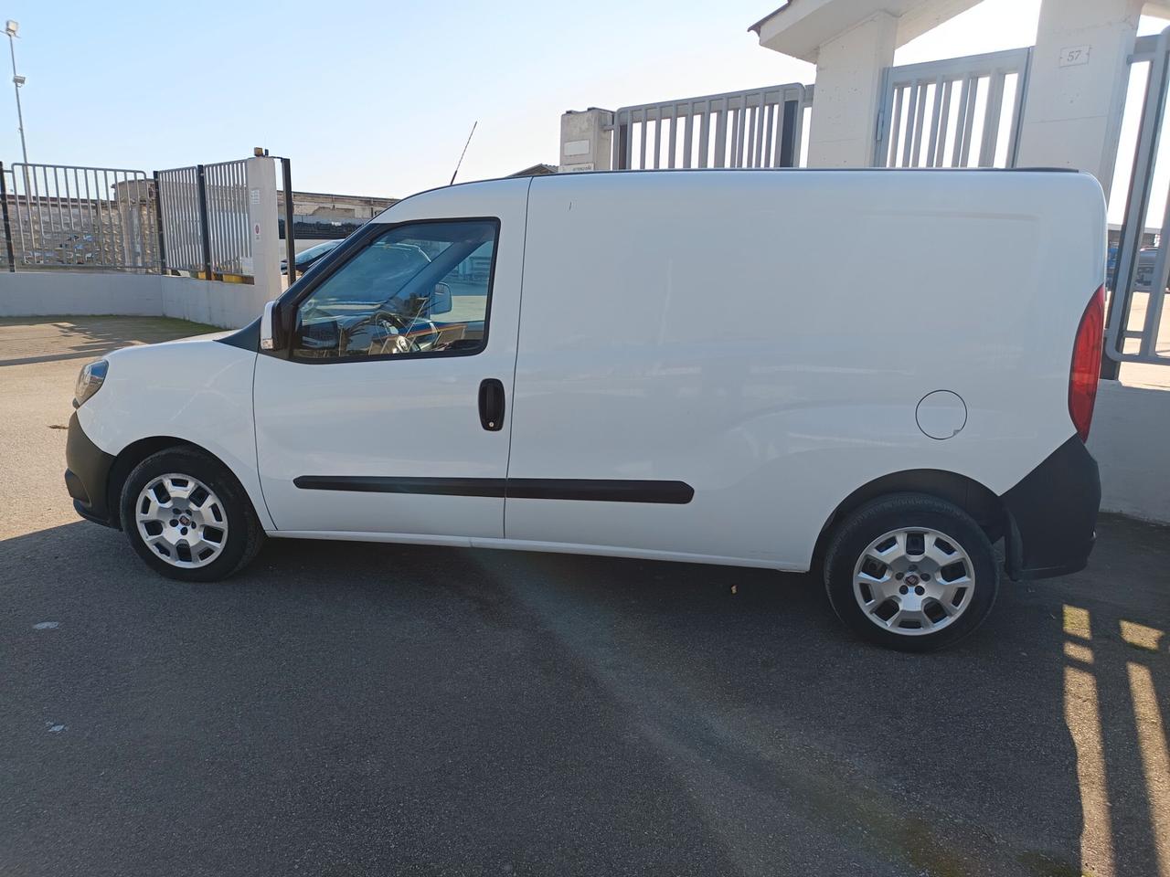 FIAT DOBLO' MAXi LAMIERATO 3 POSTI 1.6 MJT NAV.