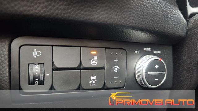 KIA Soul 1.6 GDi White e red