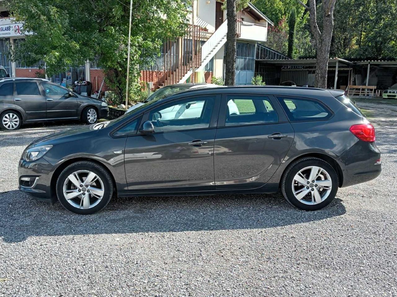 Opel Astra Sports Tourer 1.4 t Elective Gpl-tech 140cv