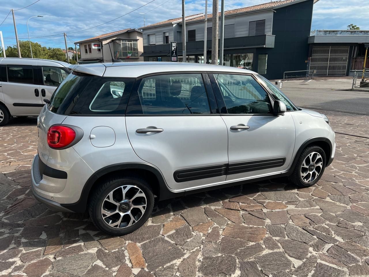 Fiat 500L 1.4 95 CV S&S Cross
