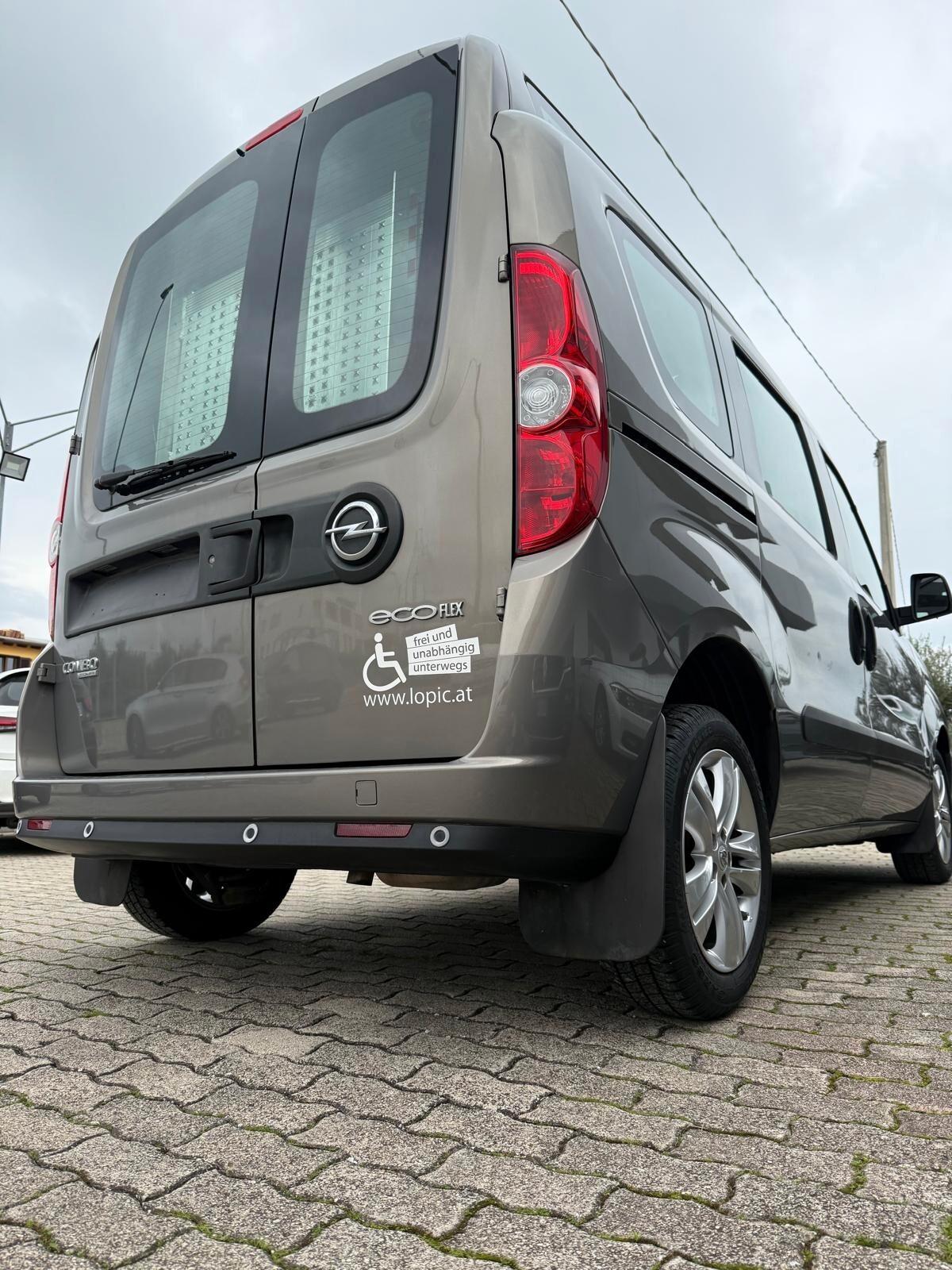 Opel Combo 1.4 95CV PC-TA PER TRASPORTO DISABILI