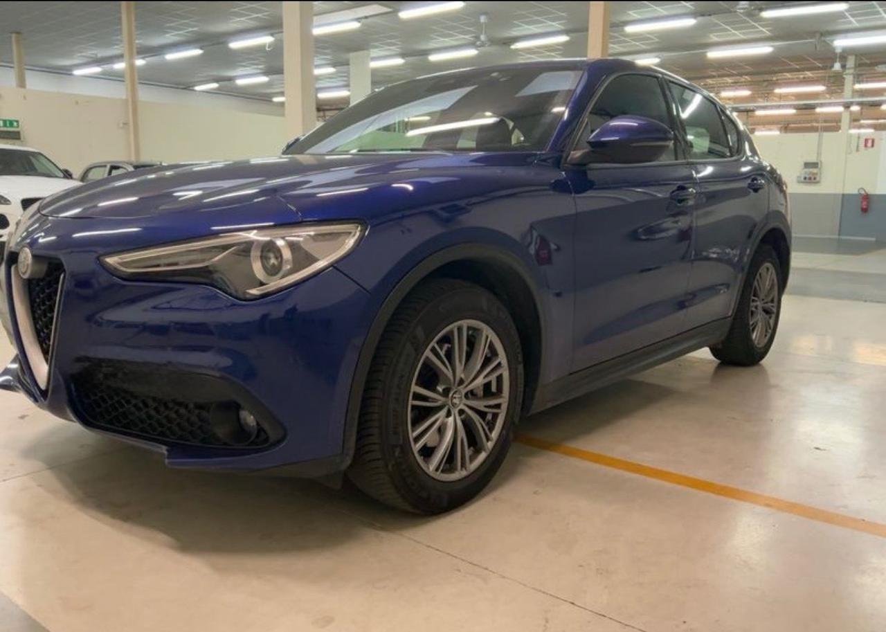 Alfa Romeo Stelvio 2.2 Turbodiesel 160 CV AT8 RWD Business