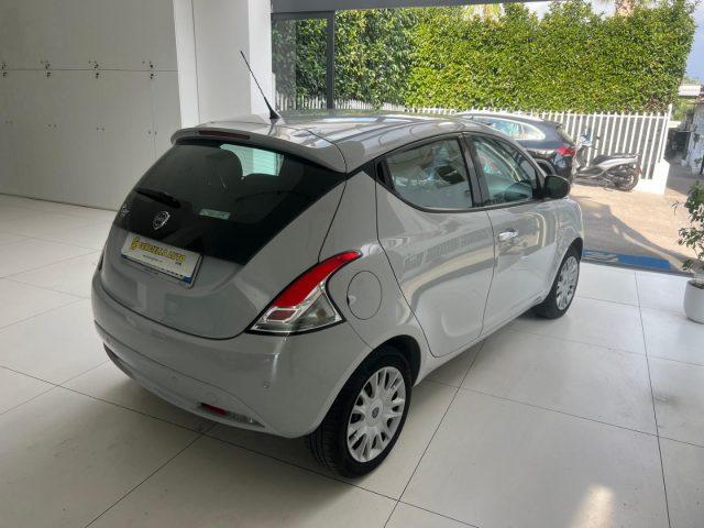 LANCIA Ypsilon 1.2 69 CV 5 porte Gold tua da ?99,00