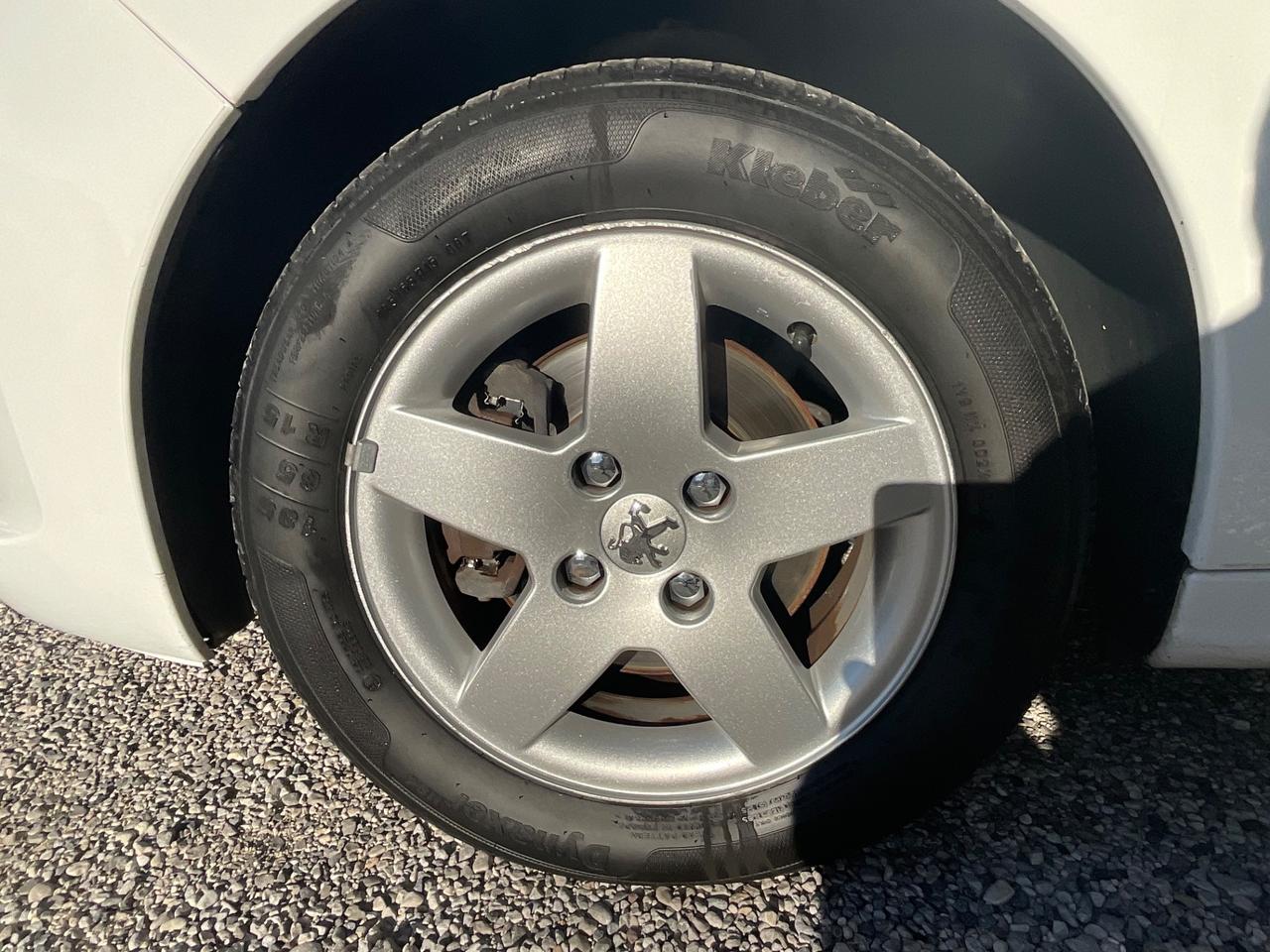 Peugeot 207 1.4 8V 75CV SW Energie Sport