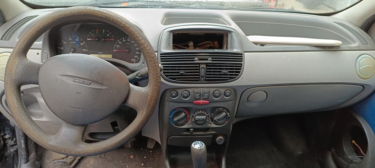 Fiat Punto 1.9 JTD 5 porte ELX