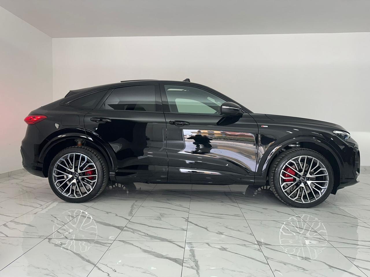 AUDI Q5 SPORTBACK S-LINE BLACK EDITION TETTO/B&O/SEDILI CON MEMORIA