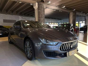 Maserati Ghibli 330 CV MHEV GT
