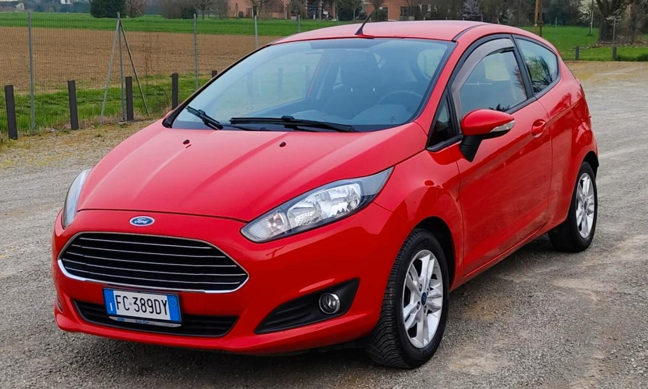 Ford Fiesta 1.2 60CV 3 porte Black & White Edition