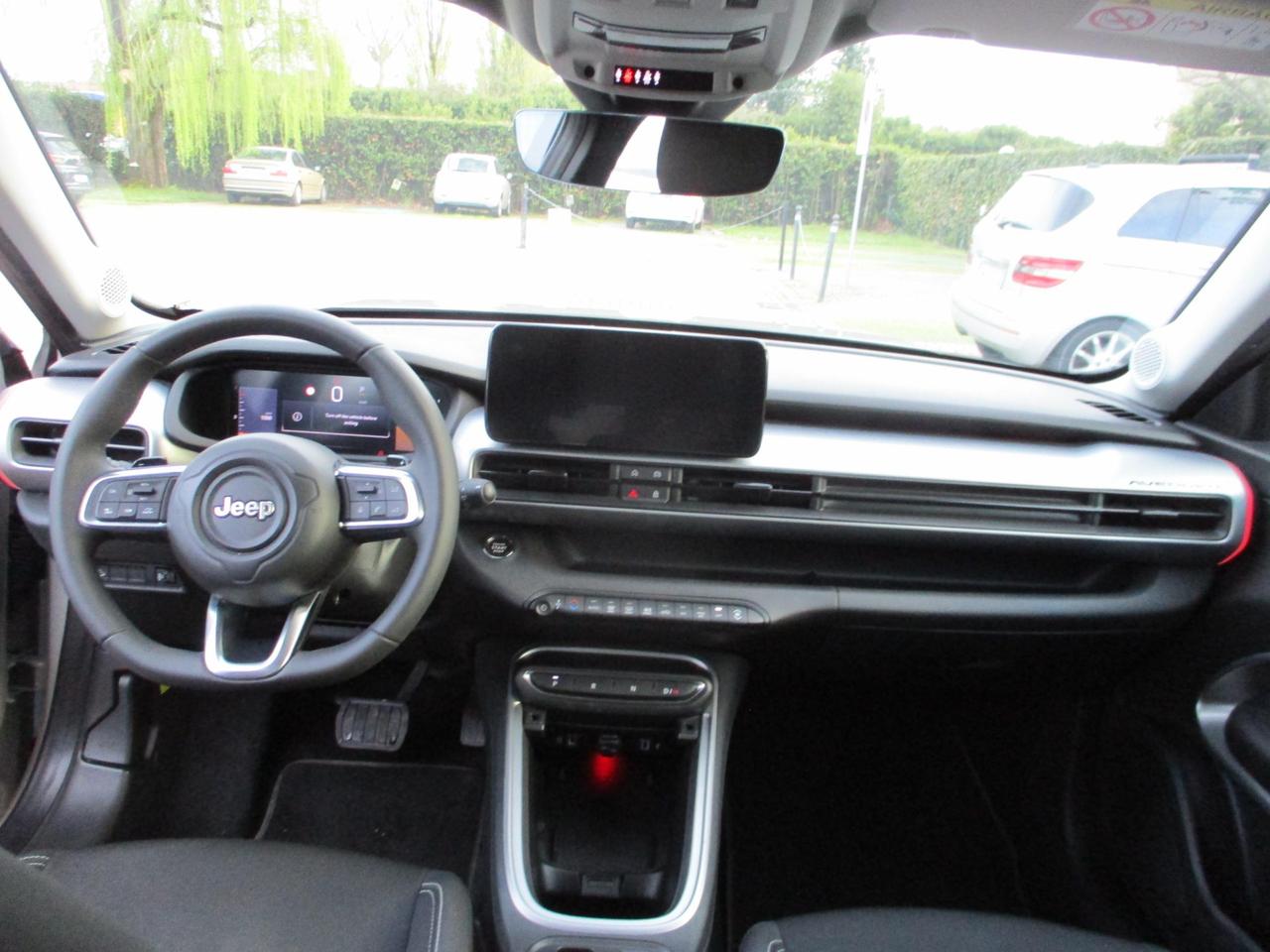 Jeep Avenger 1.2 Turbo MHEV DCT Summit Led/Camera