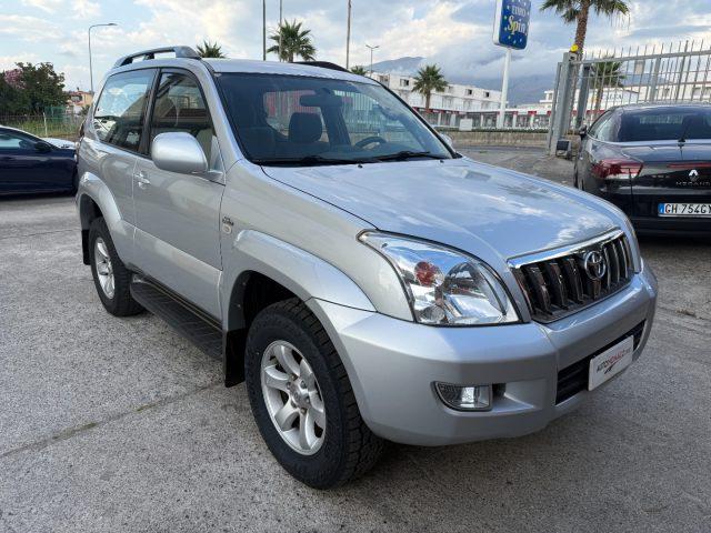 TOYOTA Land Cruiser 3.0 D-4D 16V cat 3 porte Sol