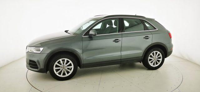 AUDI Q3 2.0 TDI 120 CV Business