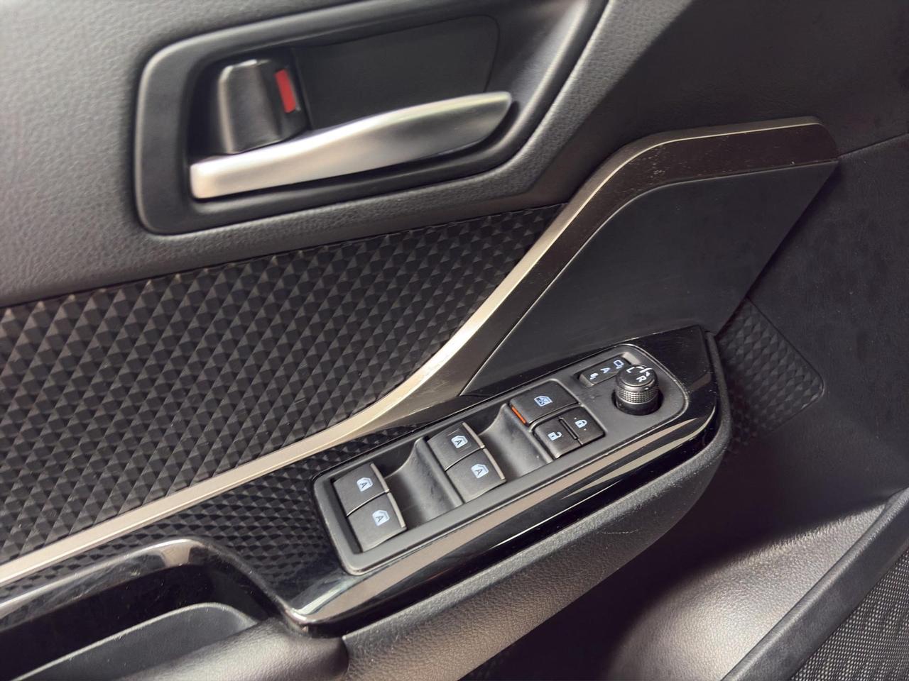 Toyota C-HR 1.8h Trend 2wd e-cvt