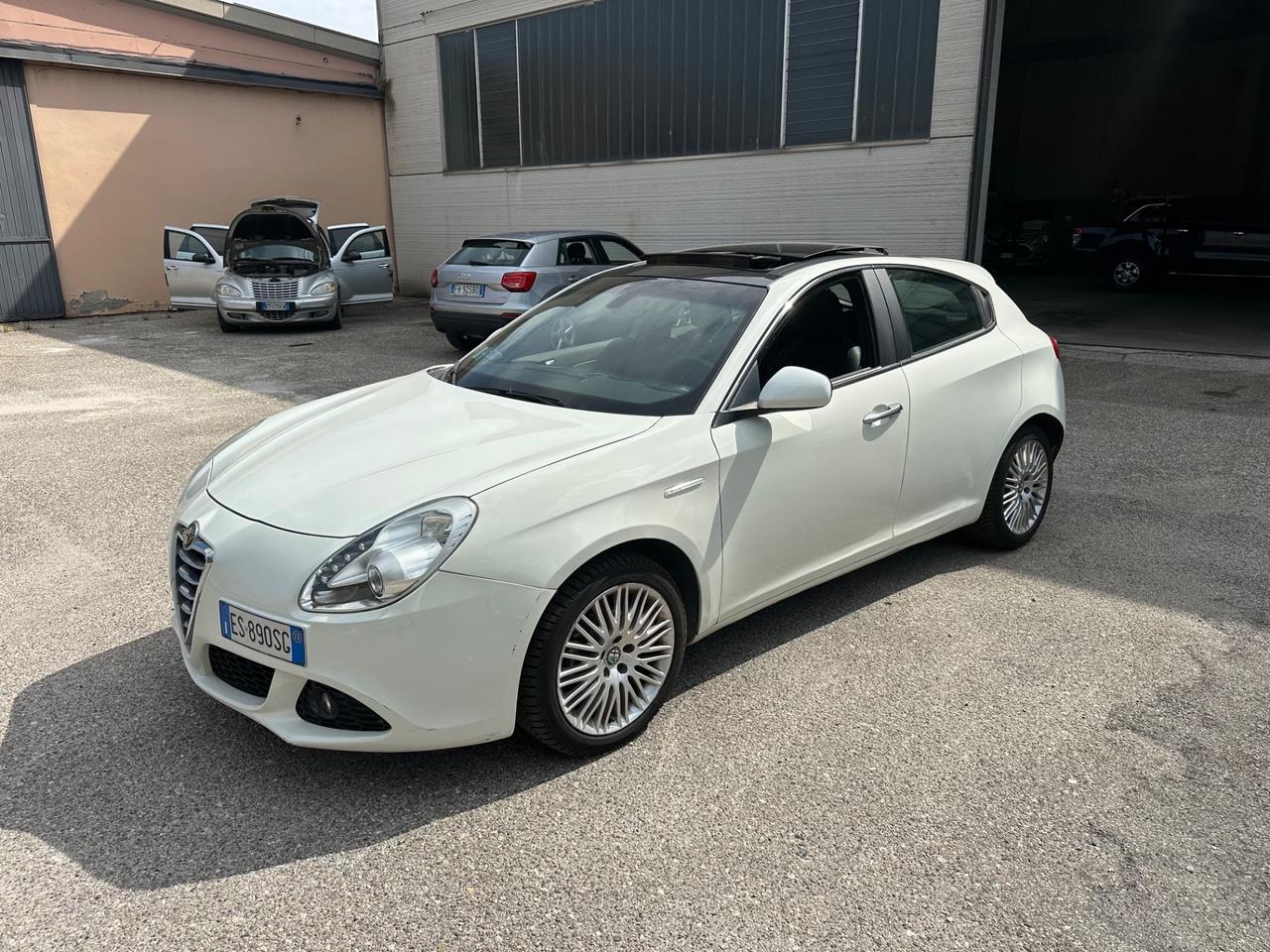 Alfa Romeo Giulietta 1.6 105 CV Finanziabile