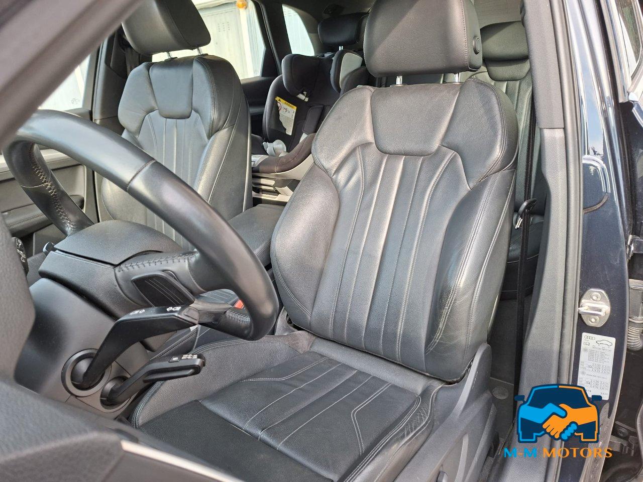 Audi Q5 2.0 tfsi Business Sport quattro 252cv s-tronic