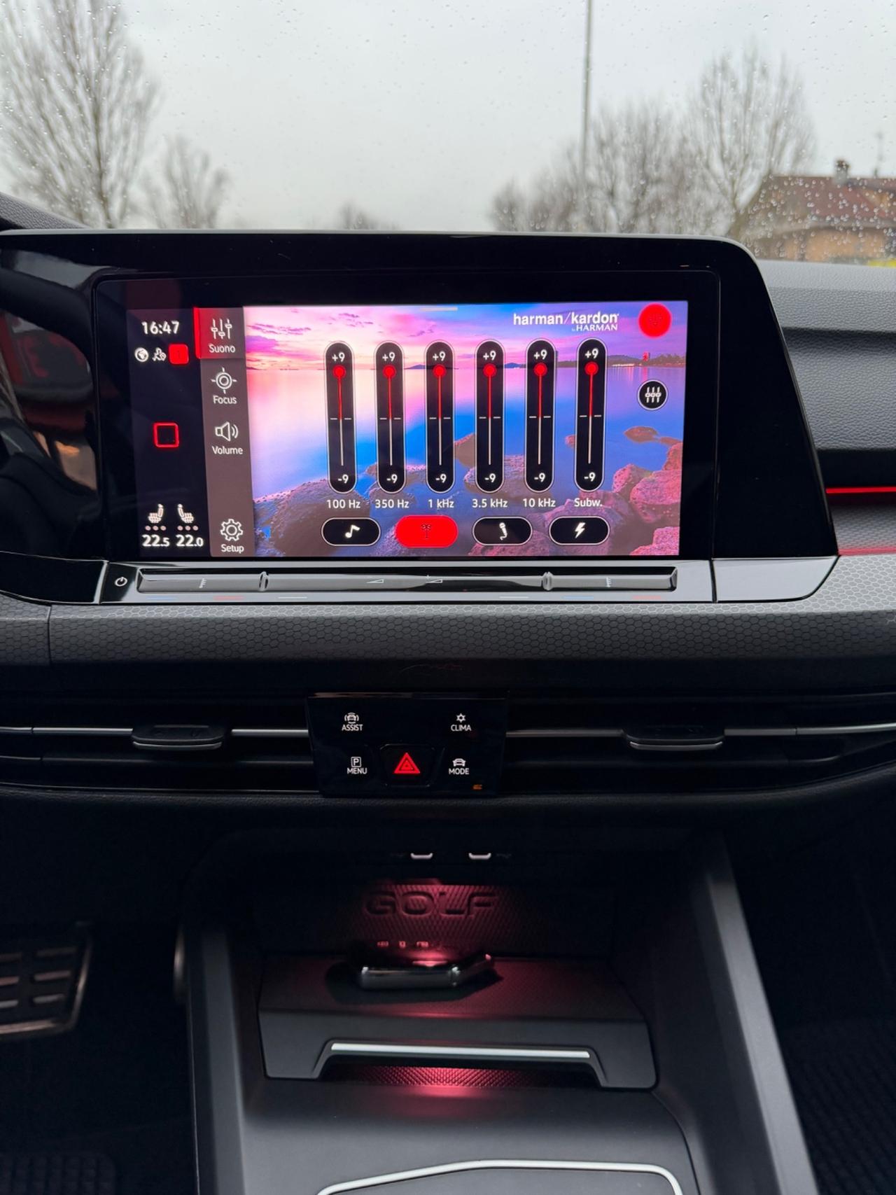 Volkswagen Golf GTI 2.0 TSI TOTAL BLACK