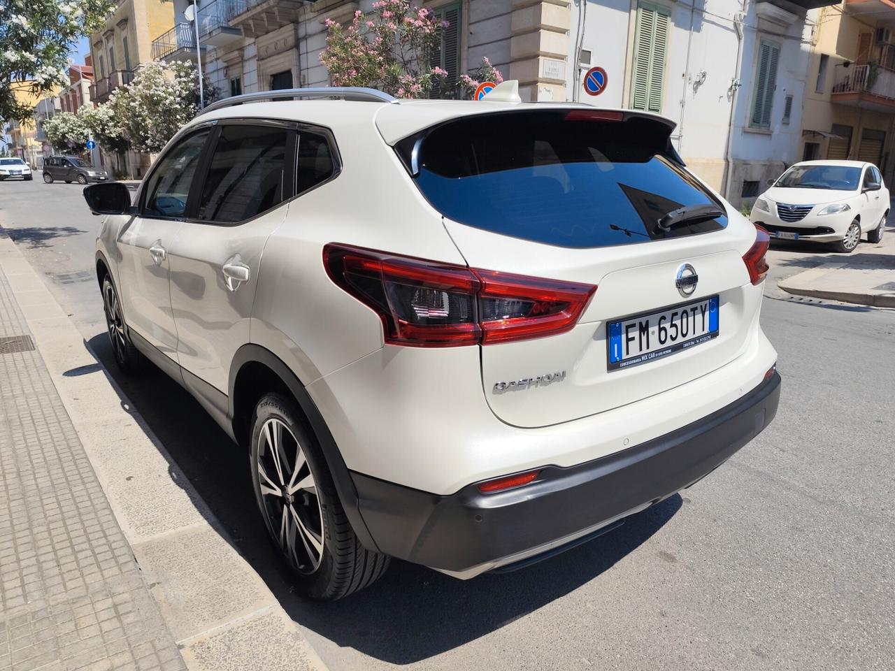 Nissan Qashqai 1.5 dCi 110CV N-Connecta TETTO