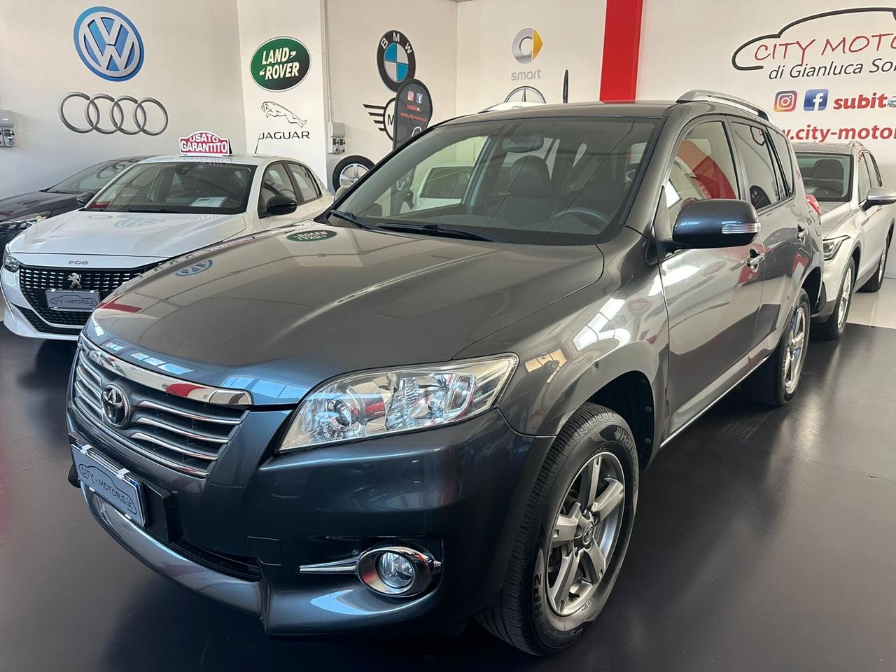 Toyota RAV 4 RAV4 Crossover 2.2 D-4D 150 CV Lounge