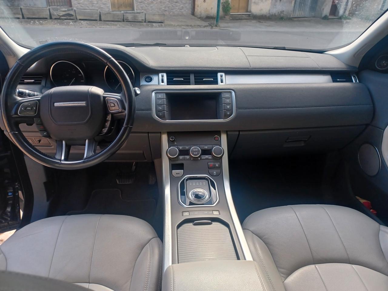 LAND ROVER RANGE ROVER EVOQUE 2.0 PURE 4WD PREZZO TRATTABILE