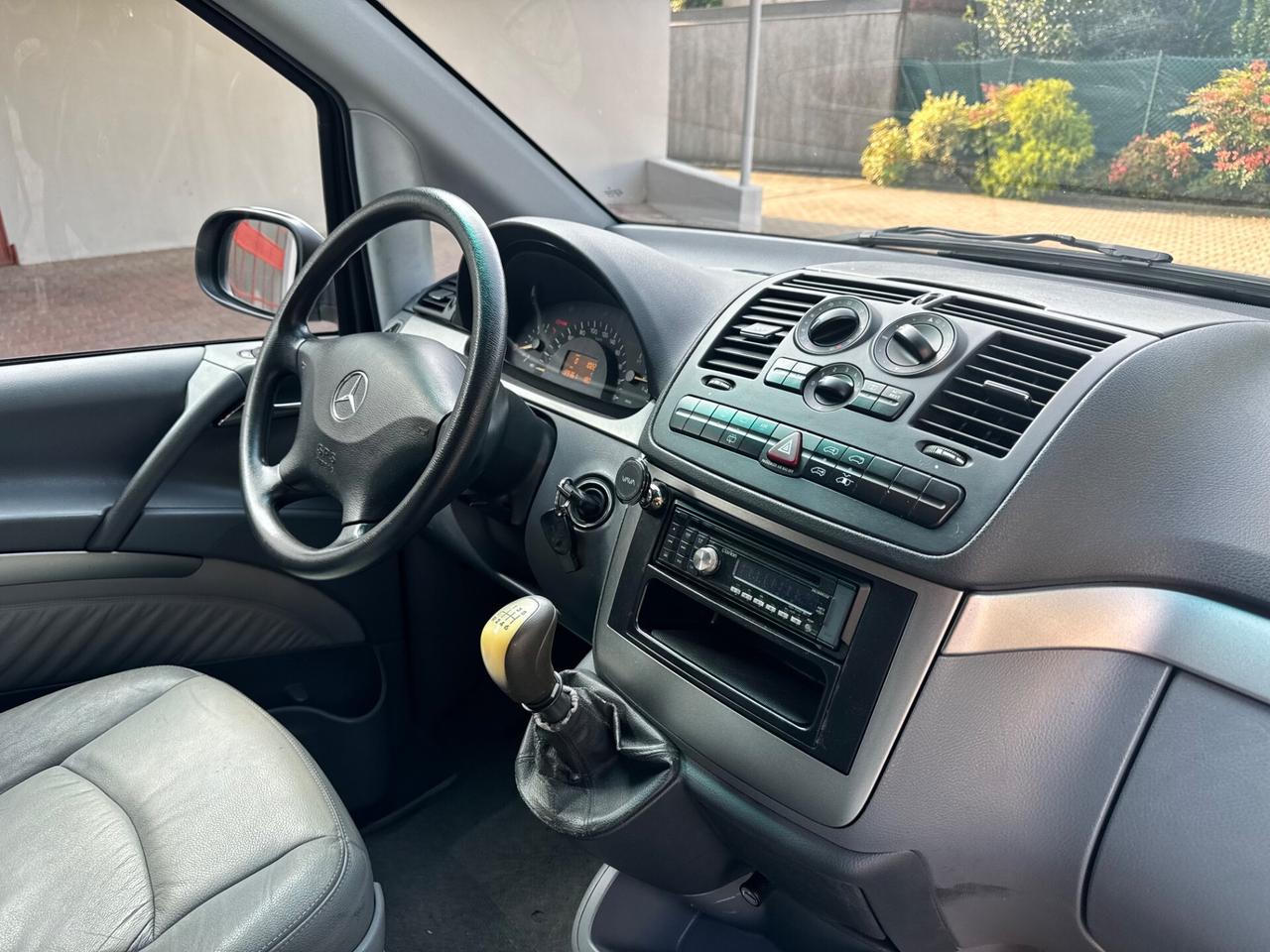 Mercedes-benz Viano 2.2 CDI 7 POSTI