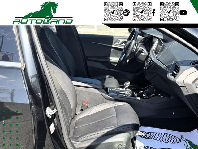 BMW 118 d 5p. Luxury150 CV Cerchio18"Pack Manutenzioni
