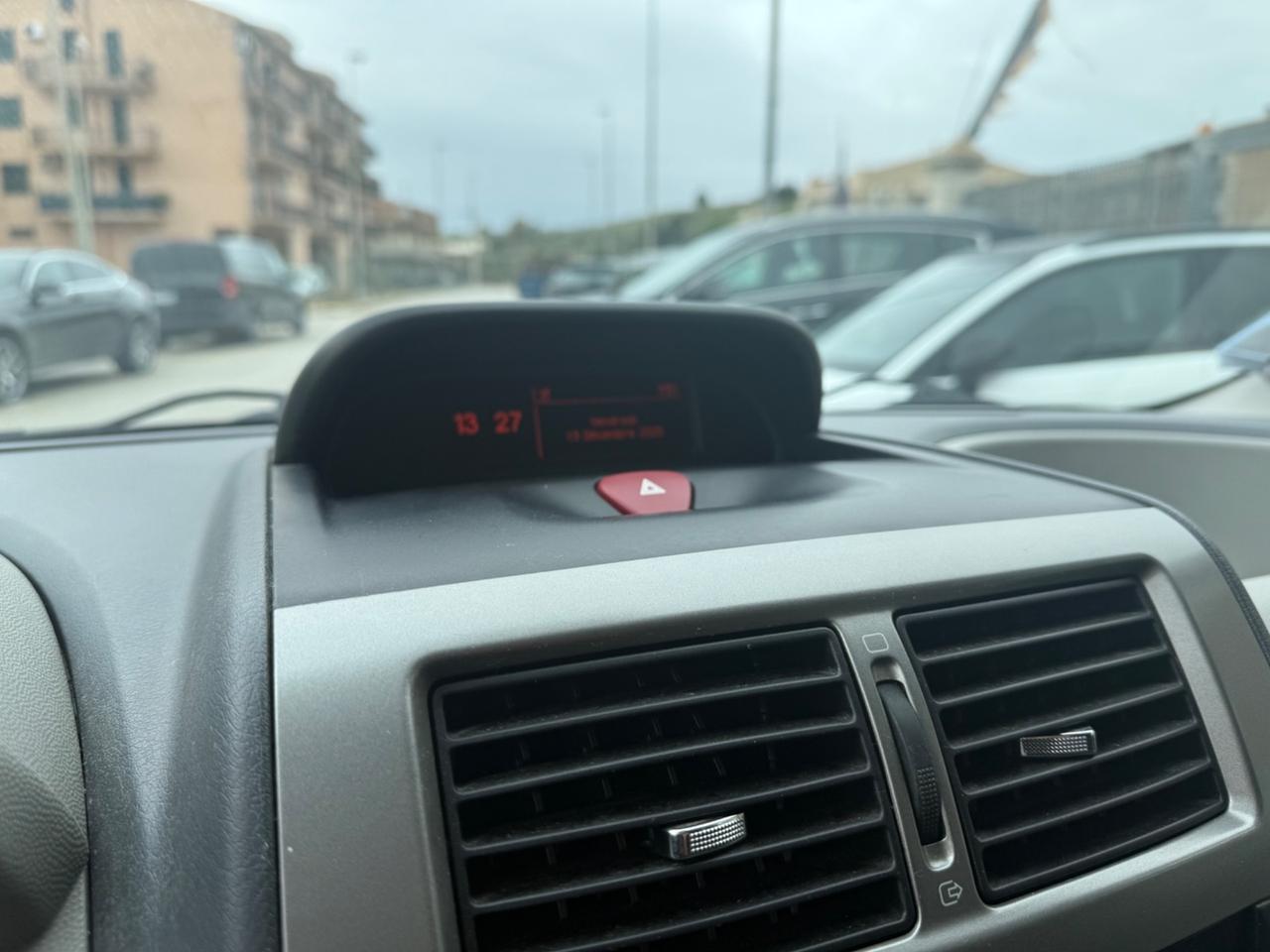 Fiat Scudo 2.0 MJT/130 Panorama Executive 9 posti 2013