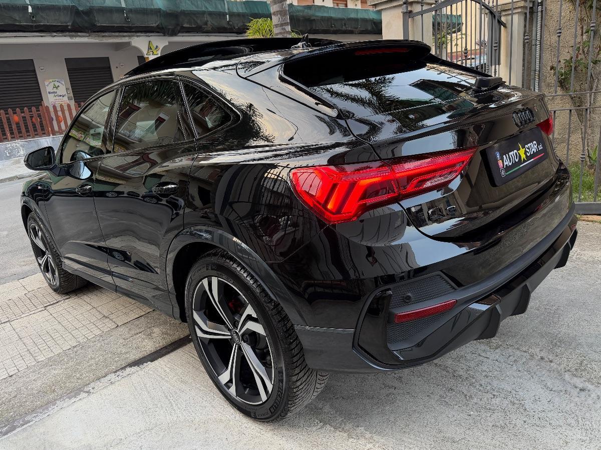 Audi Q3 Sportback 35TDI Quattro S-line Identity Black 150CV