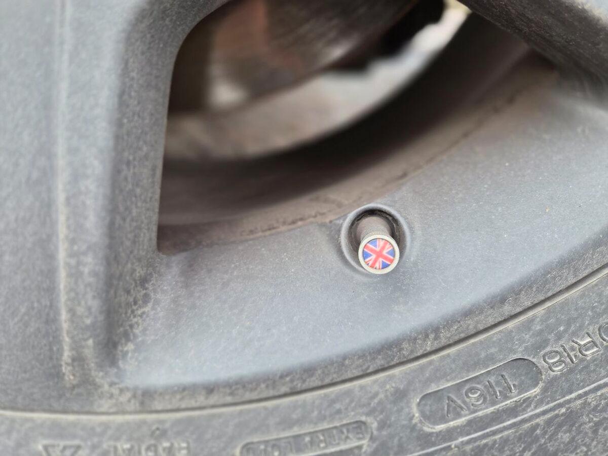 Land Rover Defender 90 3.0d i6 mhev X-Dynamic SE awd 200cv auto