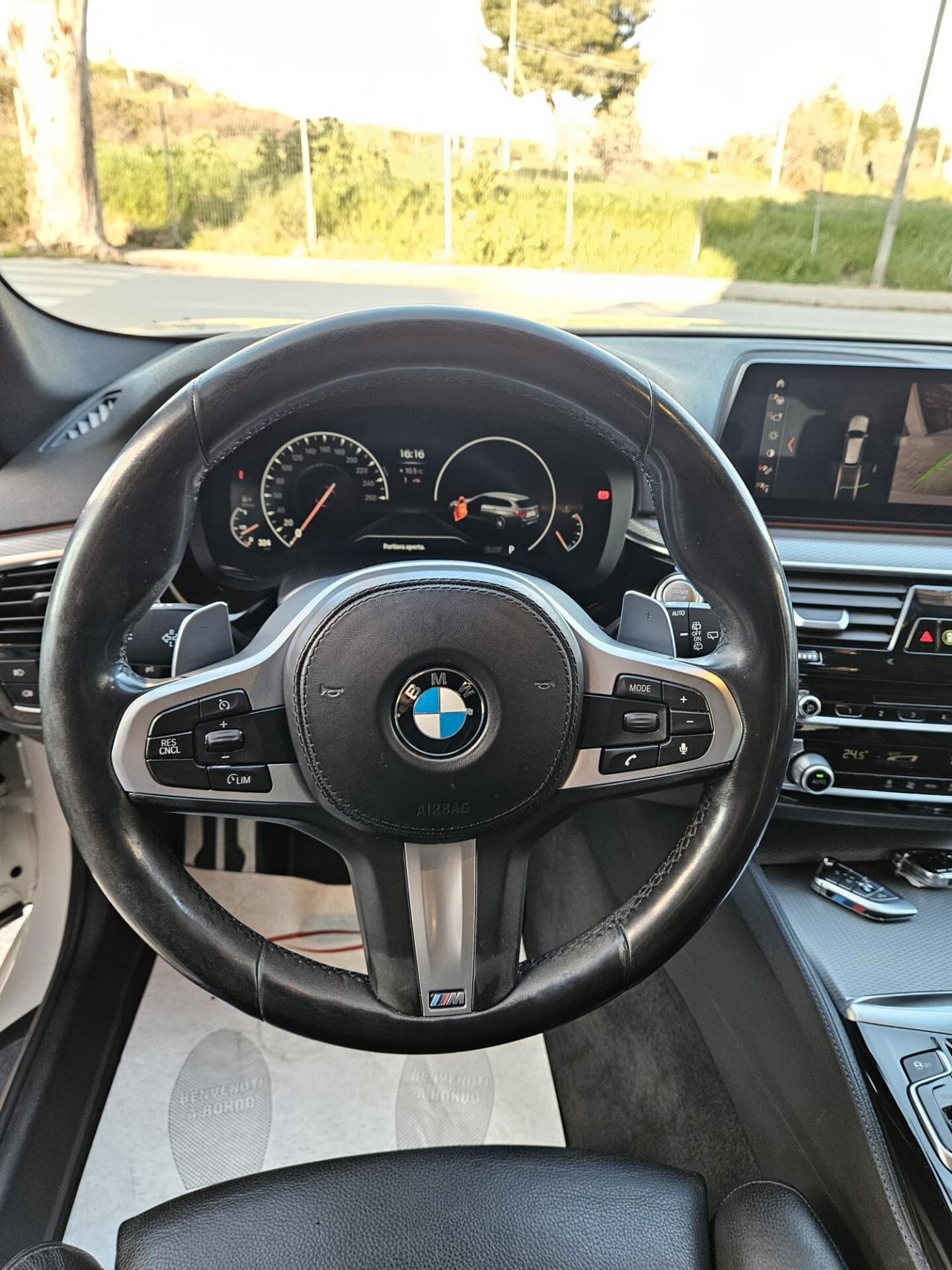 BMW SERIE 5 Msport 518D Touring 150CV