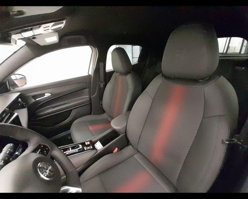 Alfa Romeo Junior Ibrida My25 Ibrida Q4 1.2 145cv Hybrid Edct6