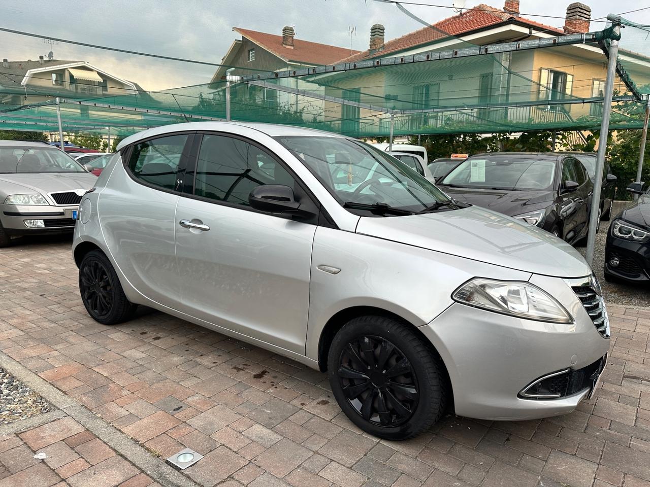 Lancia Ypsilon 1.3 MJT 95 CV MOTORE DA SISTEMARE
