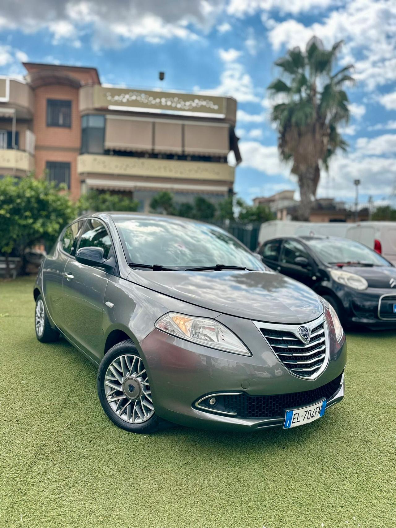 Lancia Ypsilon 1.3 MJT 16V 95 CV 5 porte S&S Gold