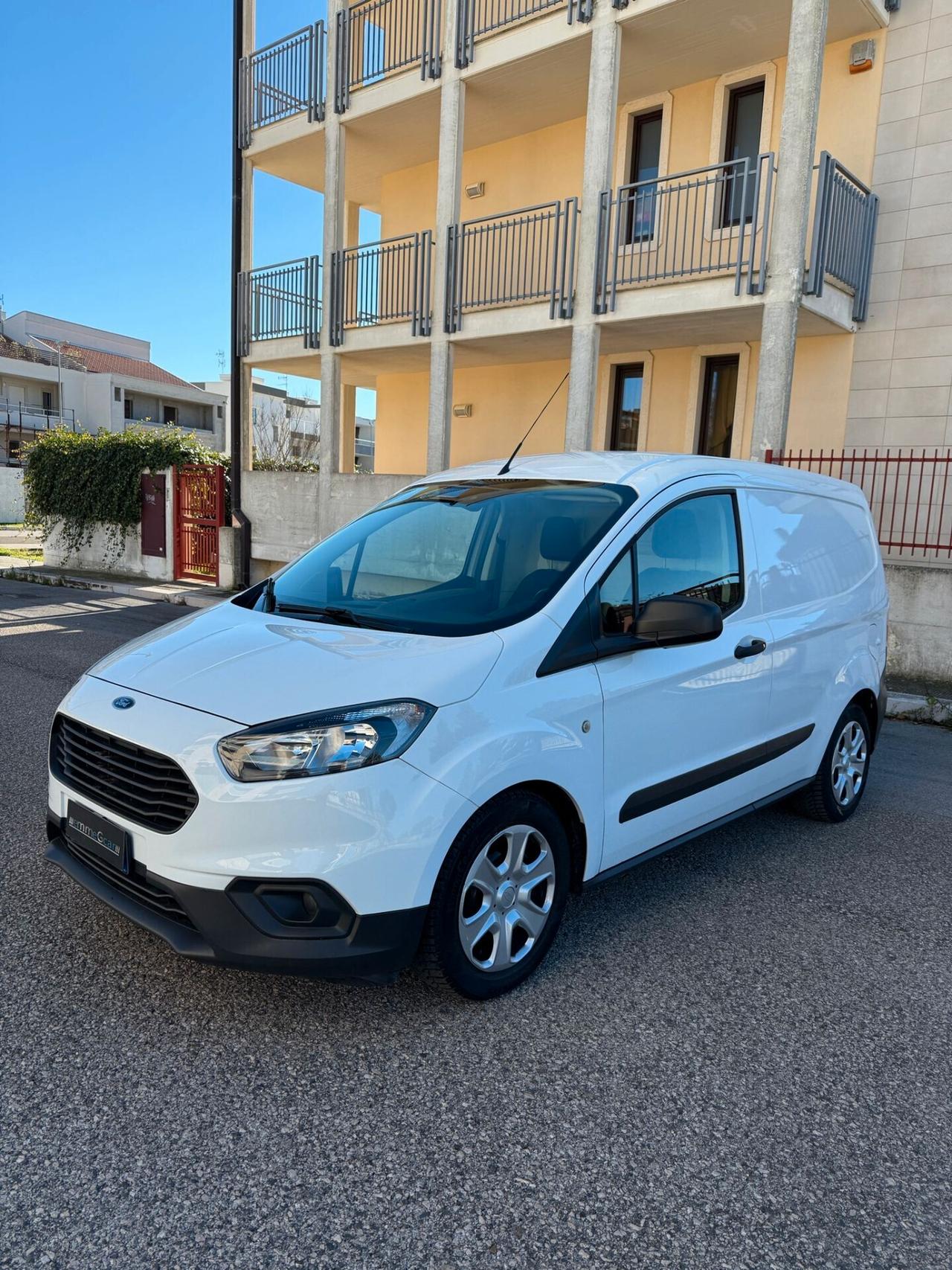Ford Transit Courier 1.5 TDCi 75CV Van Trend
