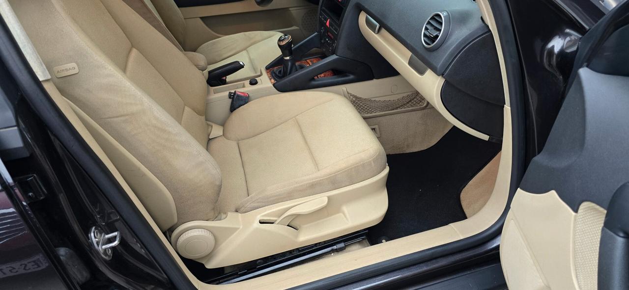 Audi A3 2.0 16V TDI Ambiente