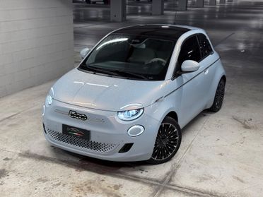 Fiat 500 500e 42 kWh La Prima - AUTO FULL