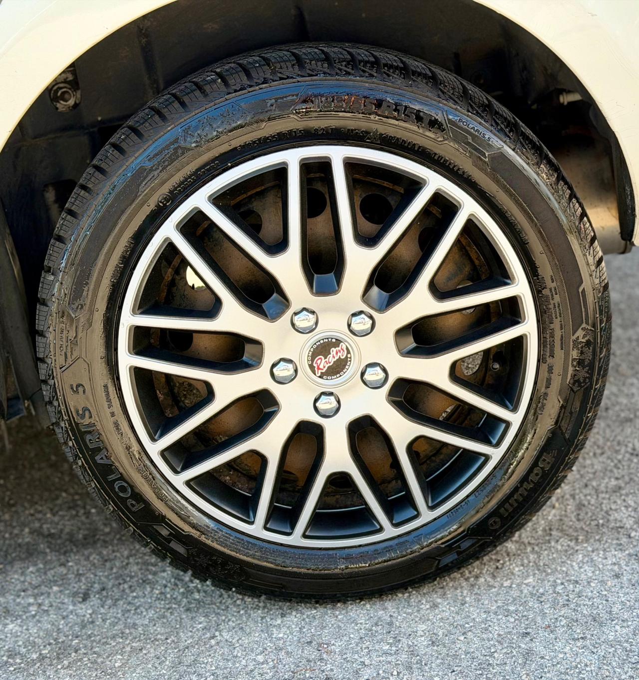 Lancia Ypsilon 2014 1.2 GPL scade 2034 ok neopatentati ! ! !