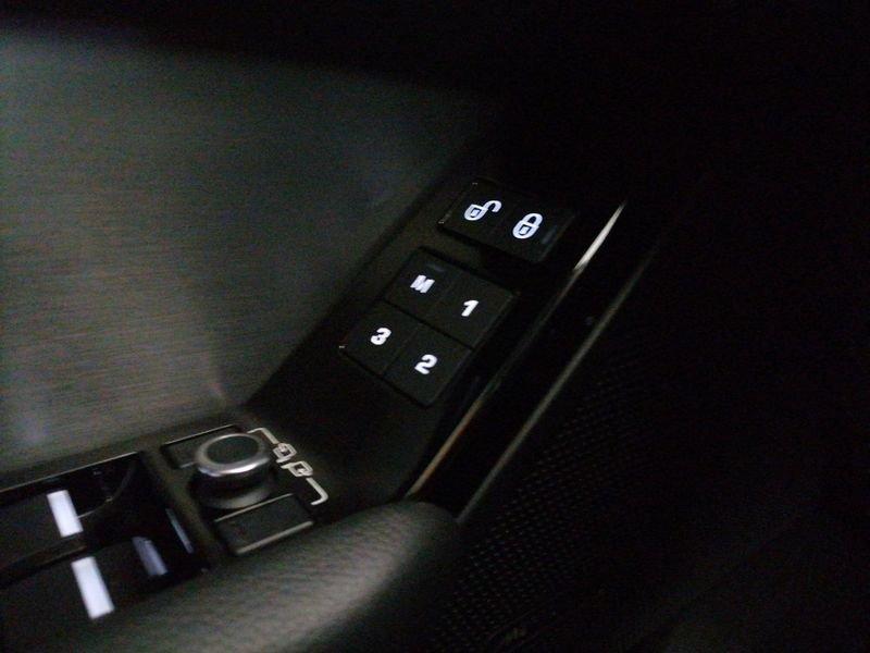 Land Rover Range Rover Velar 2.0d i4 240cv auto my19