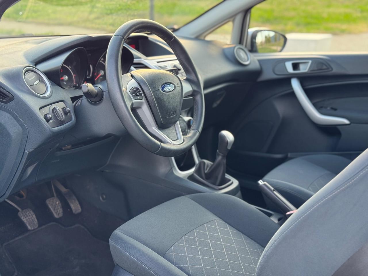 FORD FIESTA 1.2 BENZINA EURO 5B GARANTITA 12 MESI