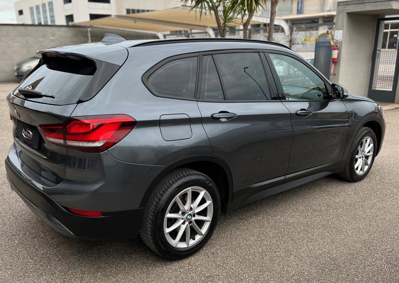 Bmw X1 sdrive16d Business Advantage LED/NAVI/PDC PERFETTA