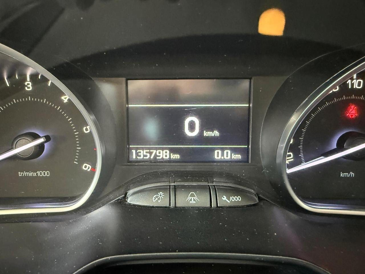 Peugeot 208 1.4 HDi 68 CV 5 porte Allure