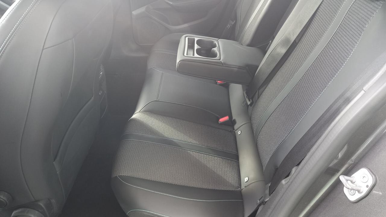 Peugeot 308 BlueHDi 130 S&S EAT8 SW Allure