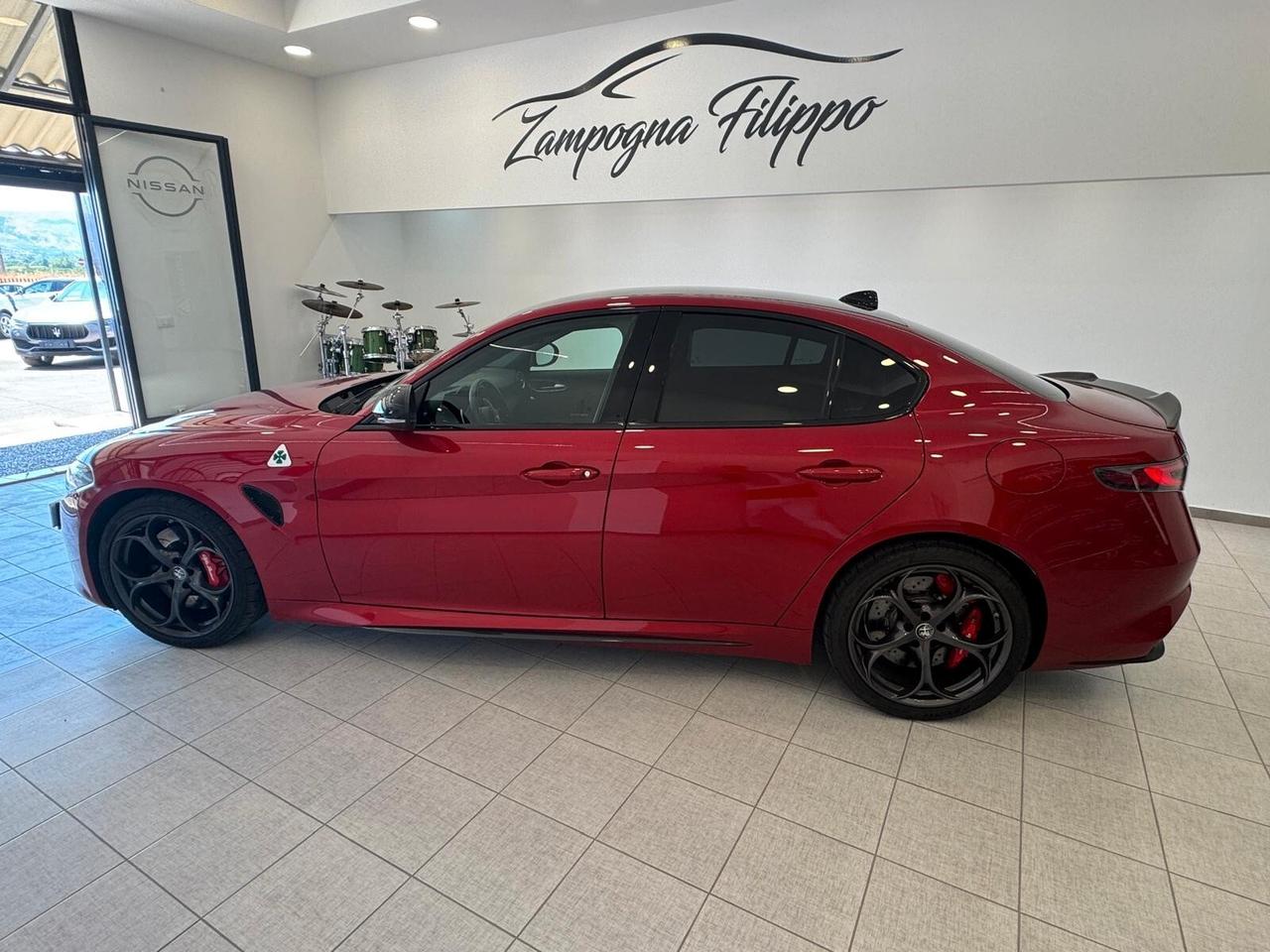 Alfa Romeo Giulia 2.9 V6 Bi-Turbo Quadrifoglio solo 6.000km