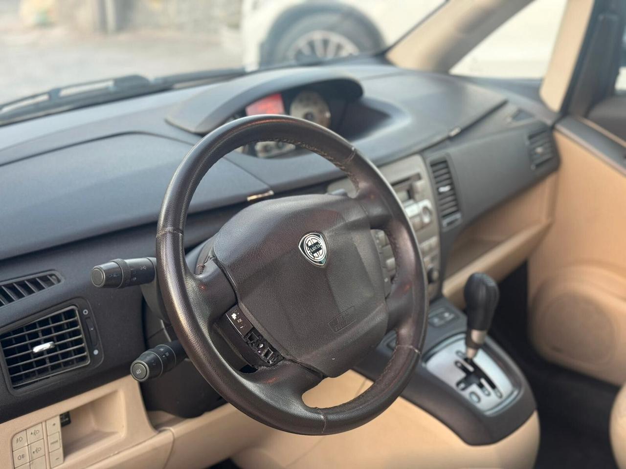 Lancia MUSA 1.4 Oro GPL