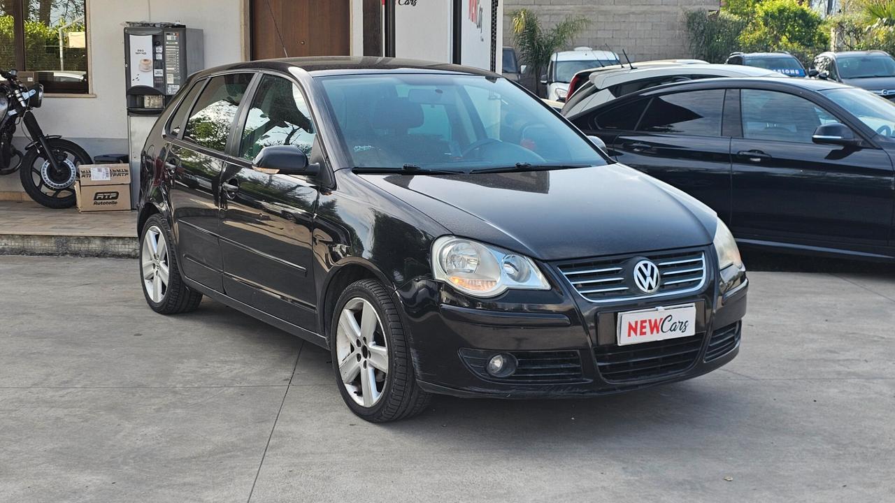 Volkswagen Polo 1.4/80CV TDI 5p. Sportline