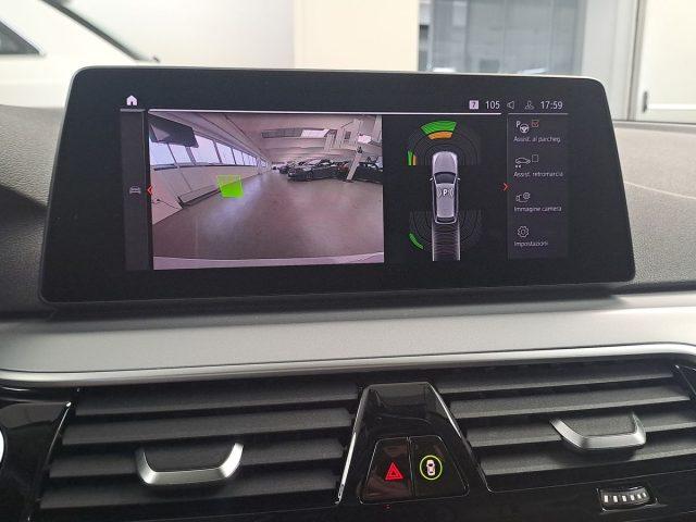 BMW 520 d 48V xDrive Touring Aut. + Tetto apr.